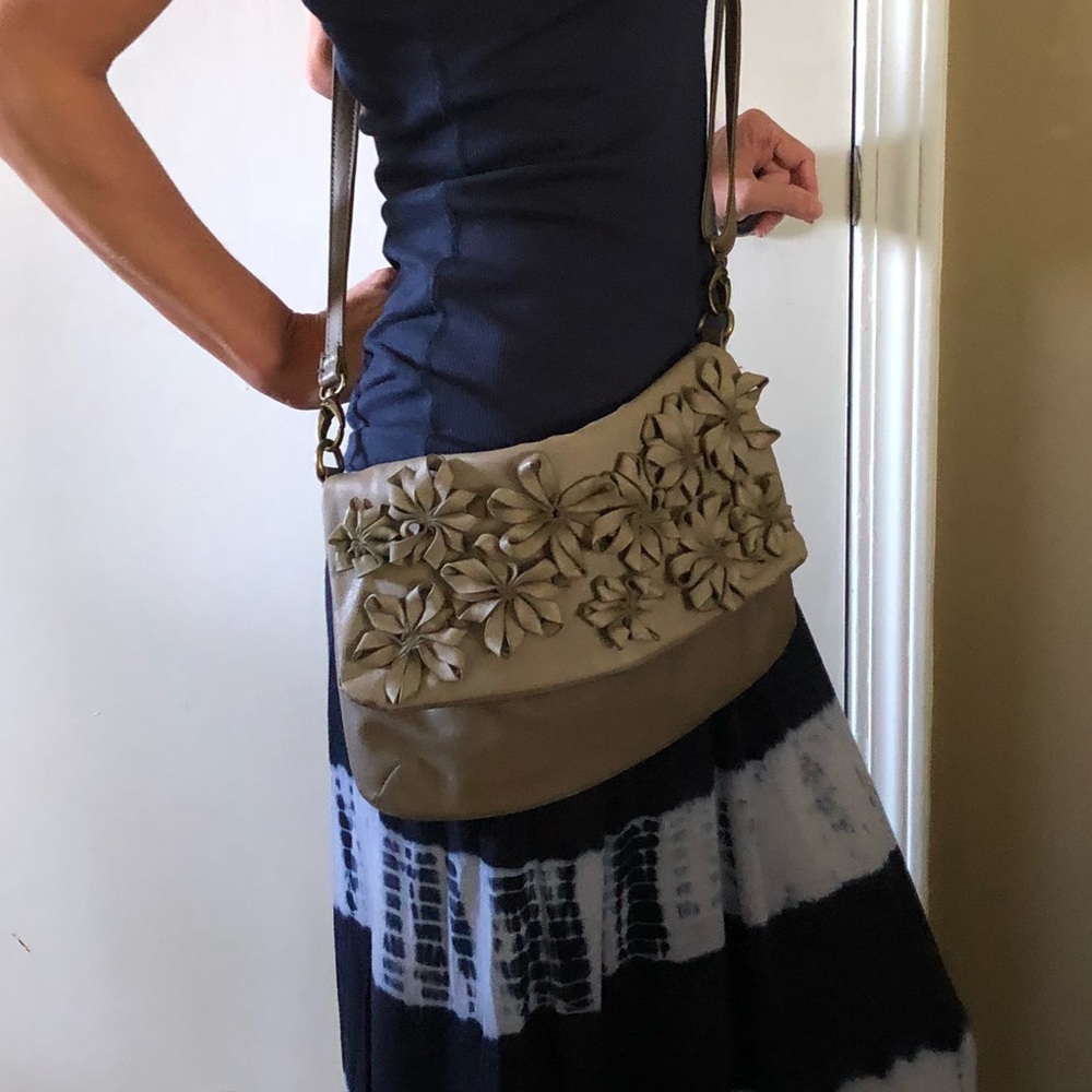 Nica Crossbody!